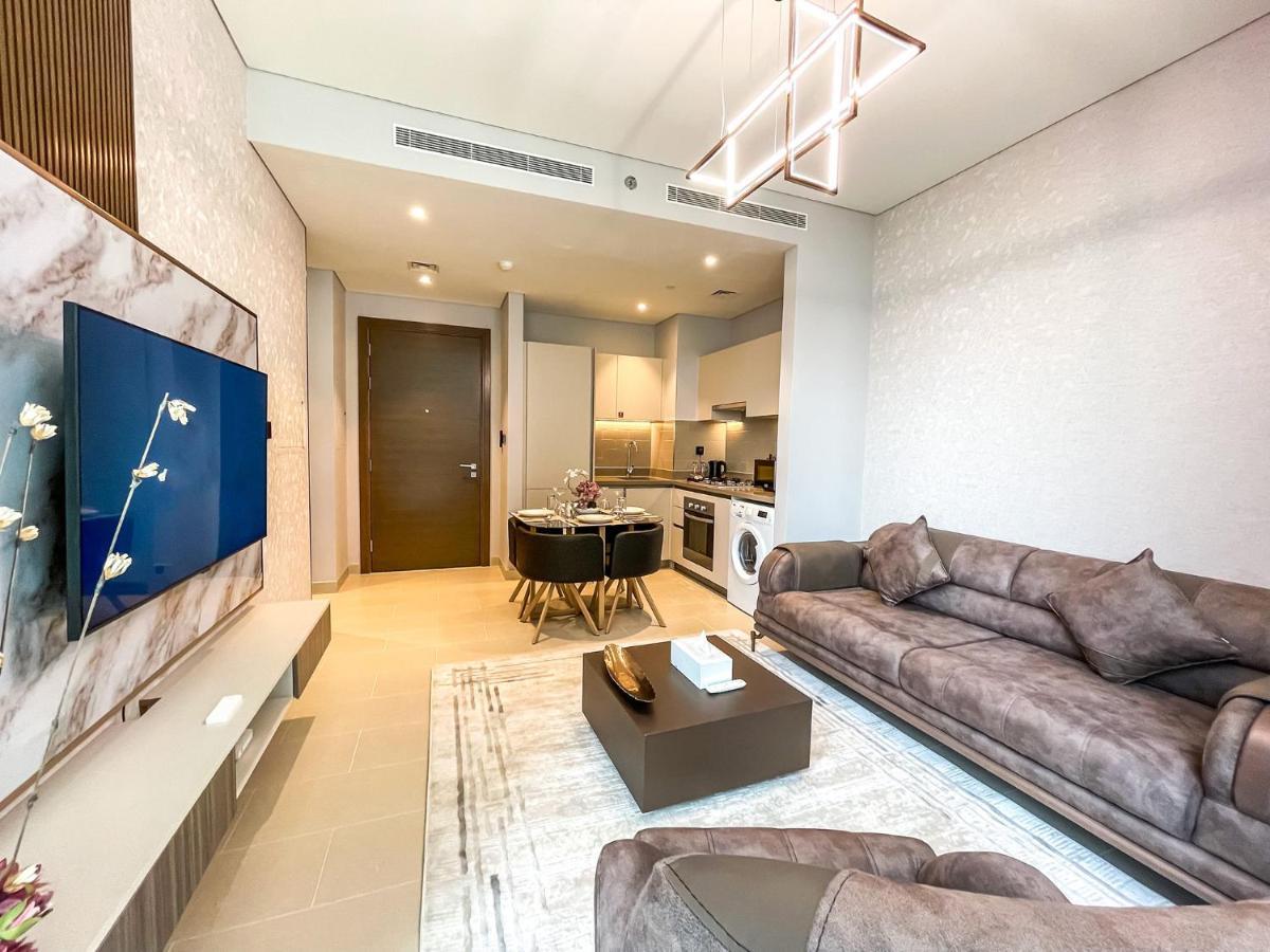 Stay By Latinem Luxury 1Br Holiday Home Cv A207 Near Burj Khalifa Dubai Eksteriør billede