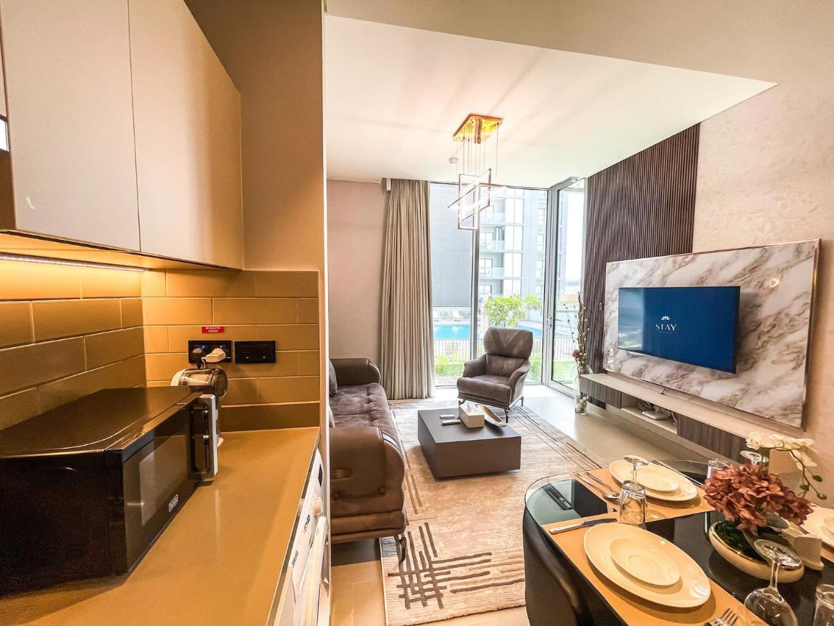 Stay By Latinem Luxury 1Br Holiday Home Cv A207 Near Burj Khalifa Dubai Eksteriør billede